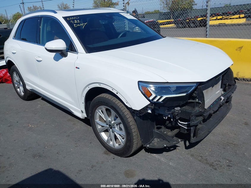 2024 Audi Q3 VIN WA1EECF36R1112913 — IAAI salvage auction photo
