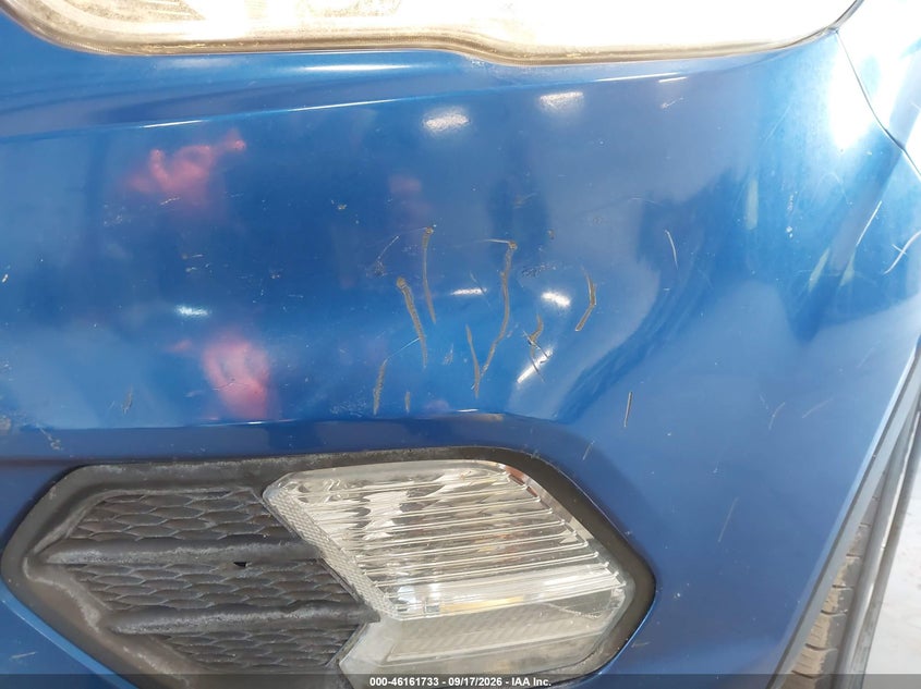 2017 Ford Escape VIN 1FMCU9GD7HUE50405 IAAI salvage auction — NORMAL WEAR, Sf97 (Washington), sold $8,925 on 2026-10-08 (photo 6)