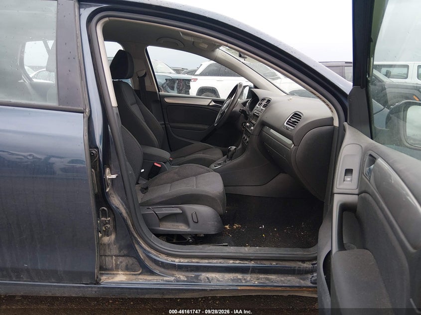 2013 Volkswagen Golf VIN WVWDB7AJXDW084245 IAAI salvage auction — NORMAL WEAR, Clear (Colorado), sold $450 on 2026-10-07 (photo 5)