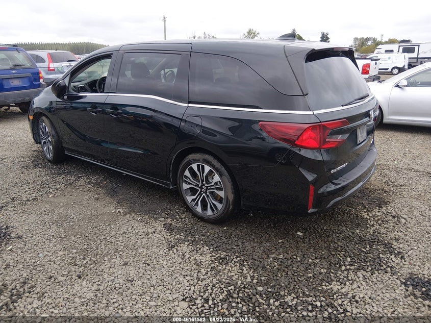 2026 Honda Odyssey VIN 5FNRL6H98TB066029 IAAI salvage auction — NORMAL WEAR, Enterprise Vehicles Clear Only (Oregon), sold $33,000 on 2026-09-30 (photo 3)