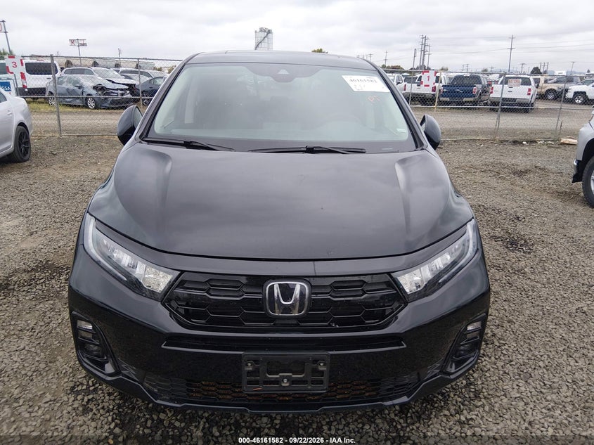 2026 Honda Odyssey VIN 5FNRL6H98TB066029 IAAI salvage auction — NORMAL WEAR, Enterprise Vehicles Clear Only (Oregon), sold $33,000 on 2026-09-30 (photo 6)