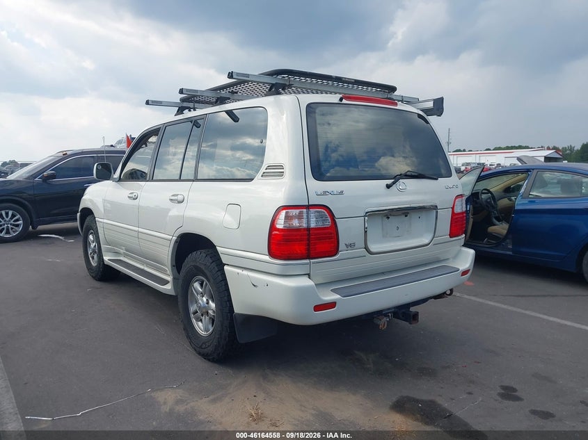 2001 Lexus Lx 470 VIN JTJHT00W413502800 IAAI salvage auction — NORMAL WEAR, Clear (North Carolina), sold $3,350 on 2026-10-02 (photo 3)