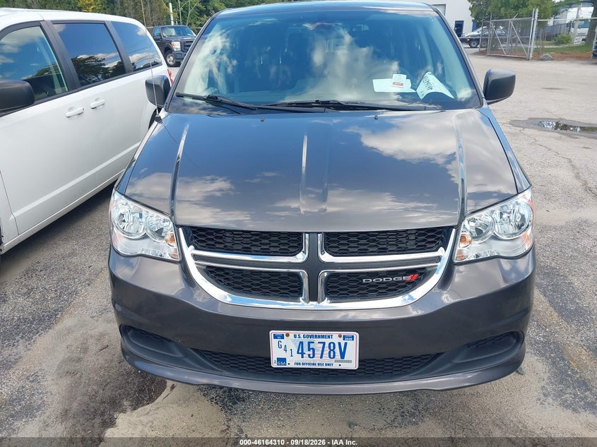 2019 Dodge Grand caravan VIN 2C4RDGBGXKR509164 IAAI salvage auction — NORMAL WEAR, SF97 (Rhode Island), sold $13,750 on 2026-10-05 (photo 6)