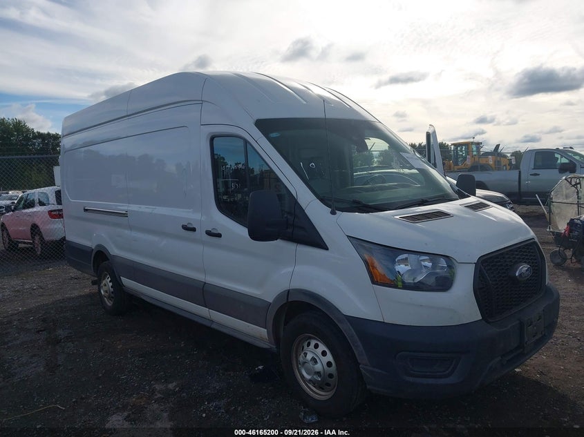 2025 Ford Transit VIN 1FTBR3U88SKB09832 IAAI salvage auction — RIGHT SIDE, Enterprise Vehicles Clear Only (New York), sold $31,450 on 2026-09-29 (photo 6)