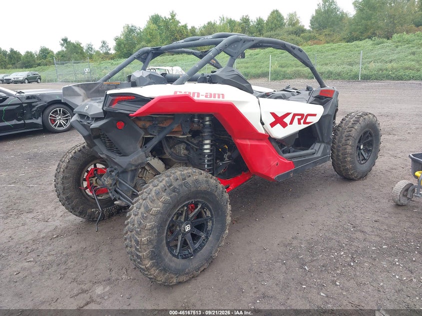 2025 Can-am/ brp Maverick VIN 3JBVPAV40SE000046 IAAI salvage auction — REAR END, Bill Of Sale (New York), sold $11,350 on 2026-10-07 (photo 4)