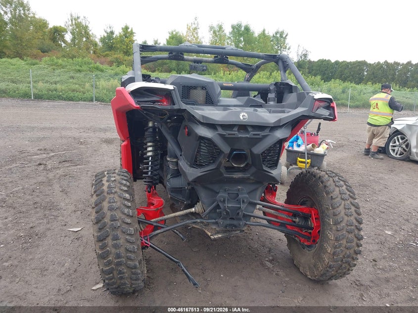 2025 Can-am/ brp Maverick VIN 3JBVPAV40SE000046 IAAI salvage auction — REAR END, Bill Of Sale (New York), sold $11,350 on 2026-10-07 (photo 6)
