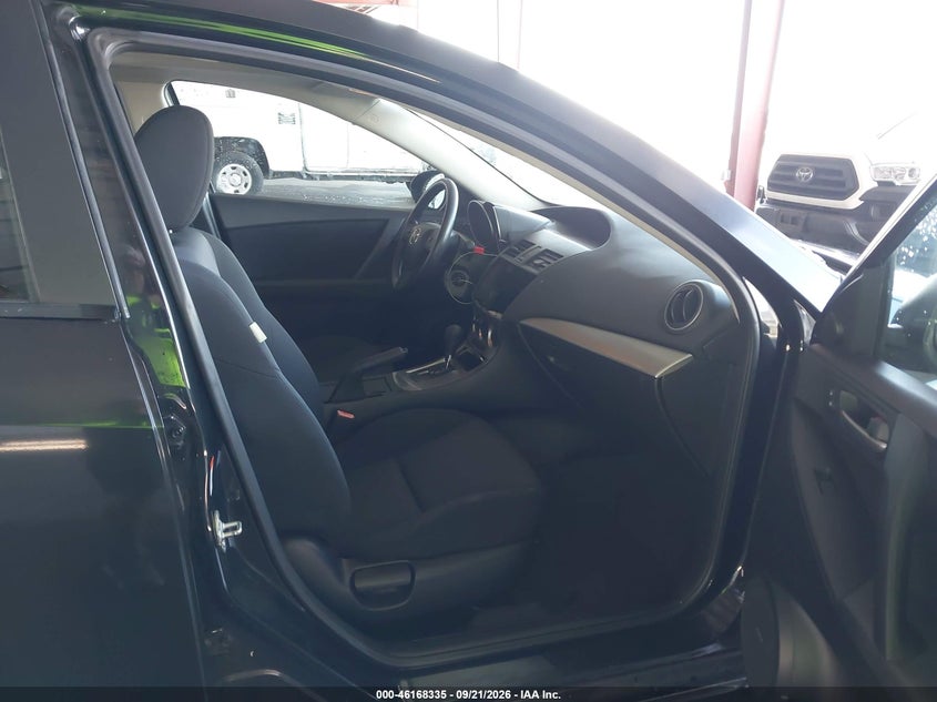 2011 Mazda 3 VIN JM1BL1VG3B1354829 IAAI salvage auction — REAR END, Salvage (California), sold $0 on 2026-09-28 (photo 5)