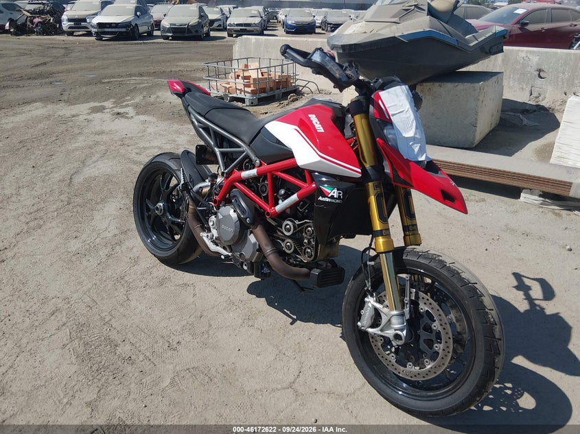 2020 Ducati Hypermotard VIN ZDMBAJDT9LB004884 IAAI salvage auction — SIDE, Salvage (California), sold $2,450 on 2026-10-07 (photo 1)