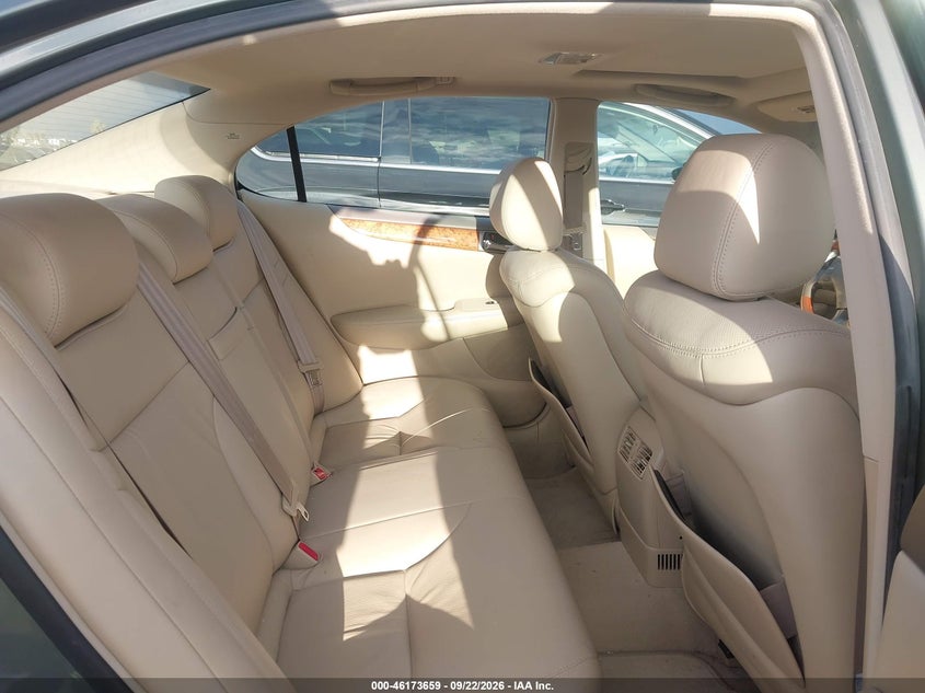 2005 Lexus ES VIN JTHBA30G555135018 IAAI salvage auction — Normal Wear & Tear, Salvage, sold $725 on 2026-10-19 (photo 8)