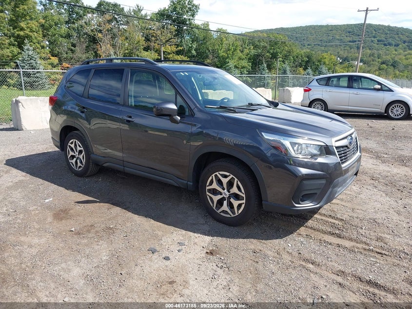 2019 Subaru Forester VIN JF2SKAEC8KH545865 — IAAI salvage auction photo