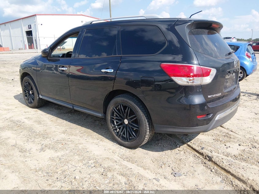 2016 Nissan Pathfinder VIN 5N1AR2MM8GC620313 IAAI salvage auction — NORMAL WEAR, Salvage Title, sold $1,400 on 2026-10-03 (photo 3)