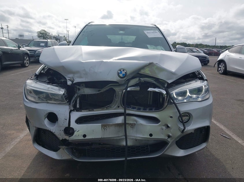 2016 BMW X5 VIN 5UXKR0C57G0S86346 IAAI salvage auction — FRONT END, Wait Title, sold $25 on 2026-10-22 (photo 6)