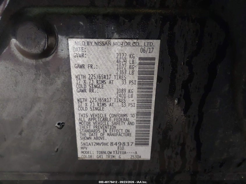 2017 Nissan Rogue VIN 5N1AT2MV9HC849837 IAAI salvage auction — SIDE, Salvage (North Carolina), sold $600 on 2026-10-24 (photo 9)