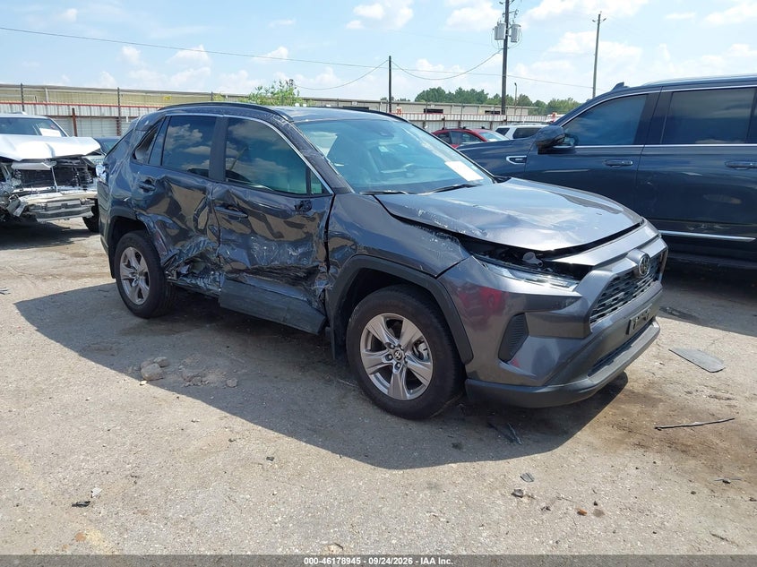 2025 Toyota Rav 4 VIN 2T3W1RFV4SC359088 — IAAI salvage auction photo