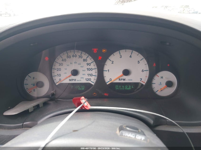 2005 Dodge Grand caravan VIN 2D4GP44LX5R167438 IAAI salvage auction — NORMAL WEAR, Clear (Texas), sold $250 on 2026-10-07 (photo 7)