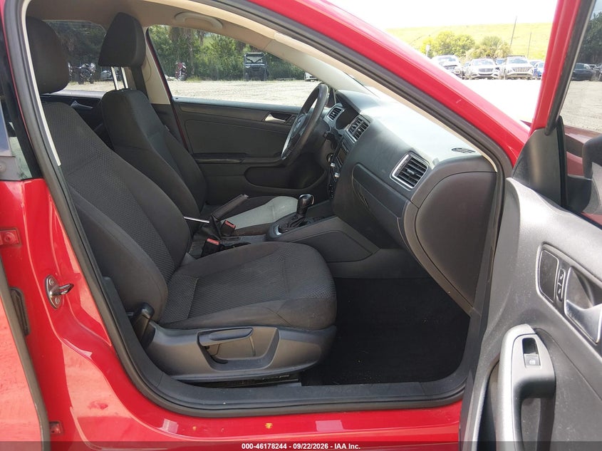 2014 Volkswagen Jetta VIN 3VW2K7AJ2EM442749 IAAI salvage auction — FRONT END, Salvage Title, sold $1,000 on 2026-10-03 (photo 5)