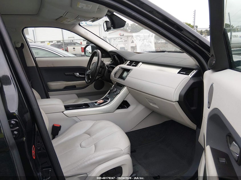 2015 Land Rover Range Rover Evoque VIN SALVP2BG7FH025021 IAAI salvage auction — Right Front, Salvage, sold $3,225 on 2026-10-19 (photo 5)