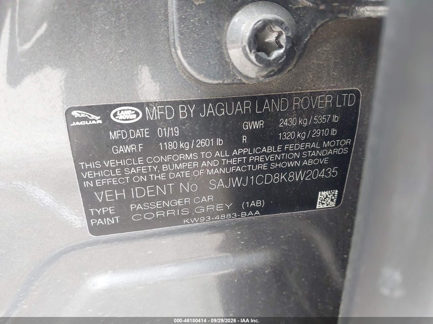 2019 Jaguar Xj VIN SAJWJ1CD8K8W20435 IAAI salvage auction — SIDE, Salvage (Pennsylvania), sold $13,600 on 2026-10-07 (photo 9)