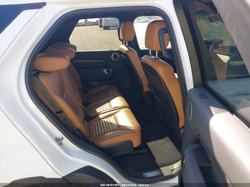 2018 Land rover Discovery VIN SALRR2RV6JA062188 IAAI salvage auction — NORMAL WEAR, Clear - Dealer Only (California), sold $3,225 on 2026-10-13 (photo 8)