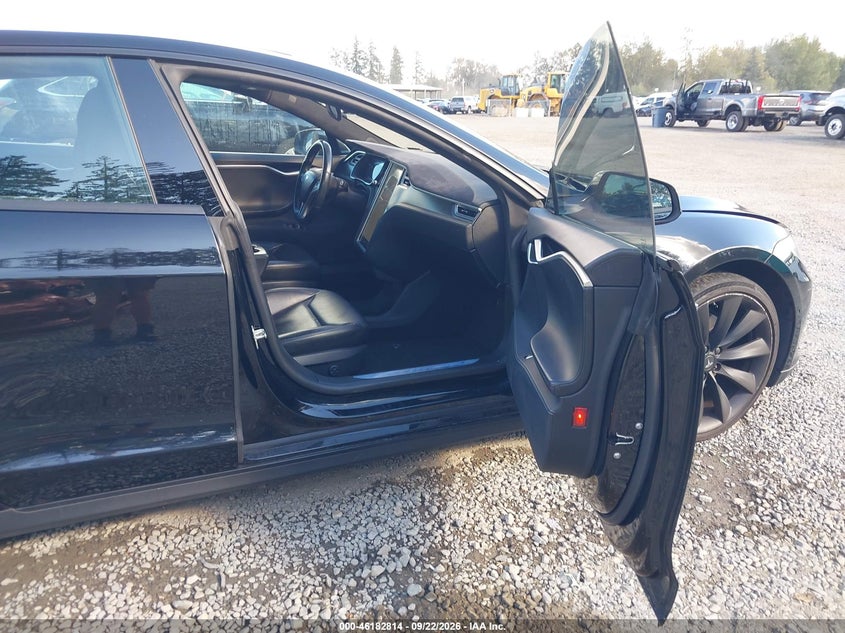 2015 Tesla Model s VIN 5YJSA1V44FF097964 IAAI salvage auction — FRONT END, Salvage Title, sold $5,000 on 2026-10-04 (photo 5)