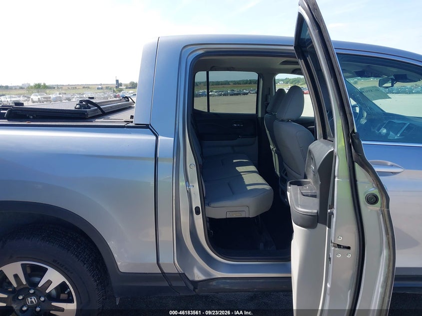 2020 Honda Ridgeline VIN 5FPYK3F53LB030592 IAAI salvage auction — FRONT END, Salvage Title, sold $8,300 on 2026-10-09 (photo 8)
