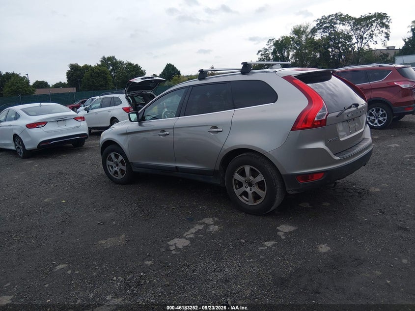 2011 Volvo Xc60 VIN YV4952DL4B2197896 IAAI salvage auction — RIGHT FRONT, Salvage (Pennsylvania), sold $0 on 2026-10-04 (photo 3)