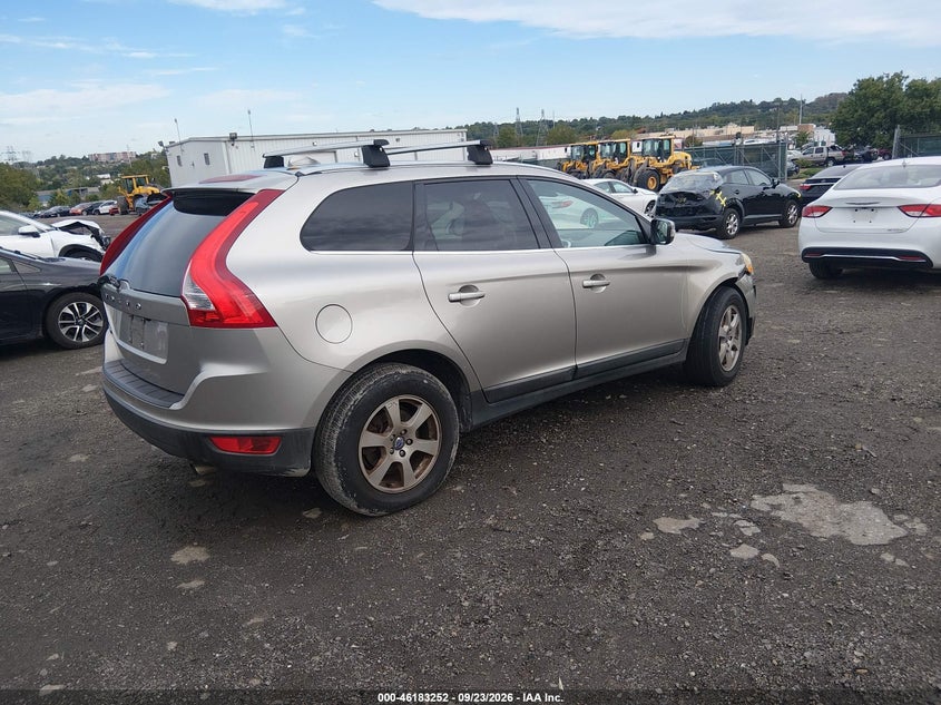 2011 Volvo Xc60 VIN YV4952DL4B2197896 IAAI salvage auction — RIGHT FRONT, Salvage (Pennsylvania), sold $0 on 2026-10-04 (photo 4)