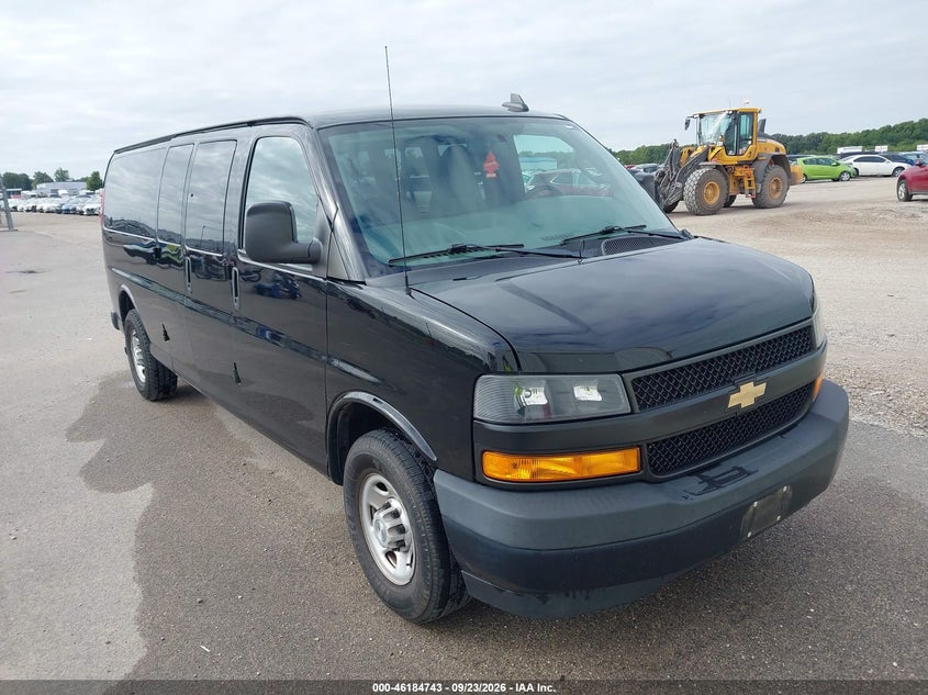 2019 Chevrolet Express 3500 VIN 1GAZGNFG5K1275258 — IAAI salvage auction photo