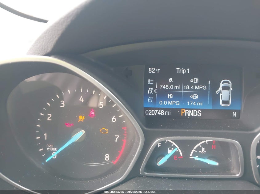 2017 Ford Escape VIN 1FMCU0G9XHUE96768 IAAI salvage auction — RIGHT FRONT, Salvage (California), sold $1,850 on 2026-10-03 (photo 7)