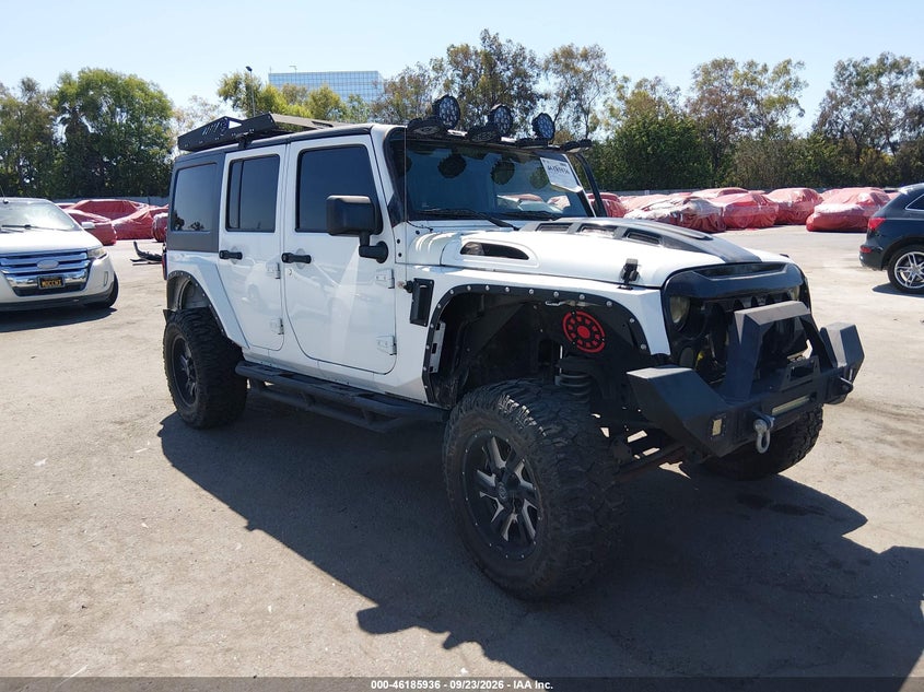 2016 Jeep Wrangler / VIN 1C4BJWDG0GL194196 — IAAI salvage auction photo