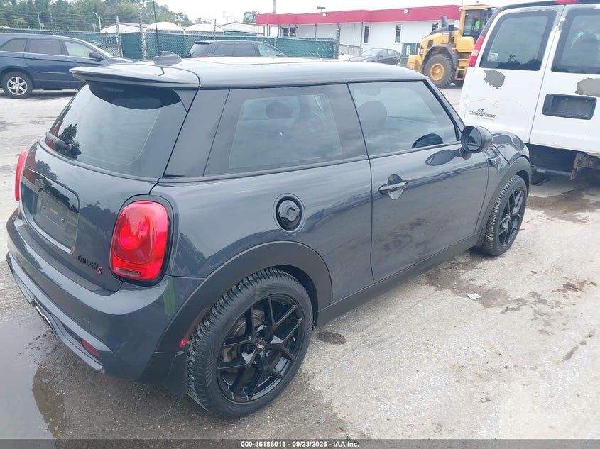 2014 Mini Hard top VIN WMWXM7C5XET986269 IAAI salvage auction — LEFT FRONT, Salvage Title, sold $1,150 on 2026-10-03 (photo 4)