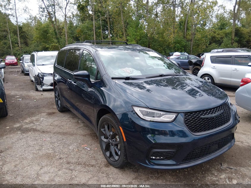 2022 Chrysler Pacifica VIN 2C4RC3GG4NR119850 — IAAI salvage auction photo