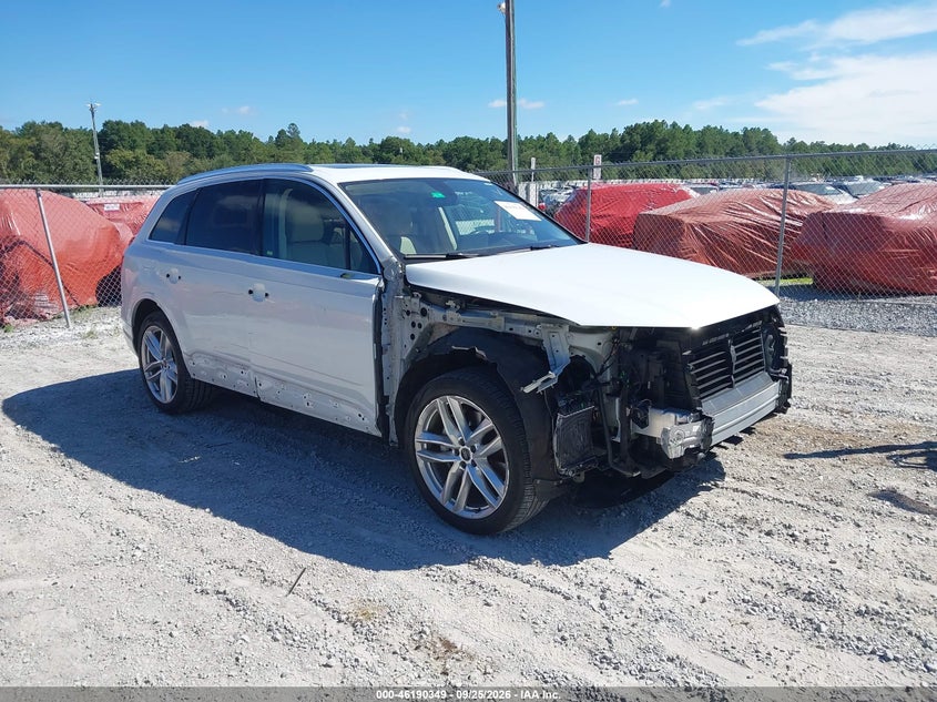 2018 Audi Q7 VIN WA1VAAF77JD029268 — IAAI salvage auction photo