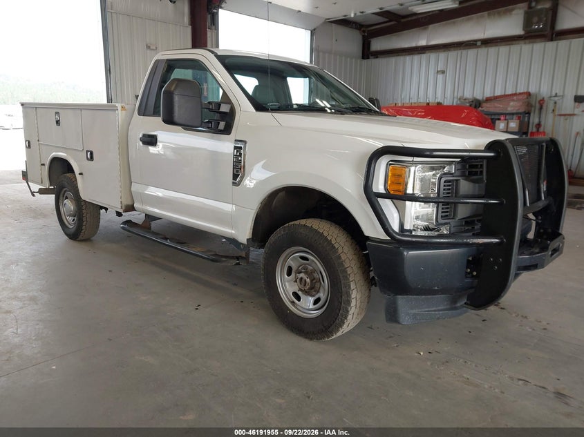 2017 Ford F-250 VIN 1FDBF2B65HEE09836 — IAAI salvage auction photo