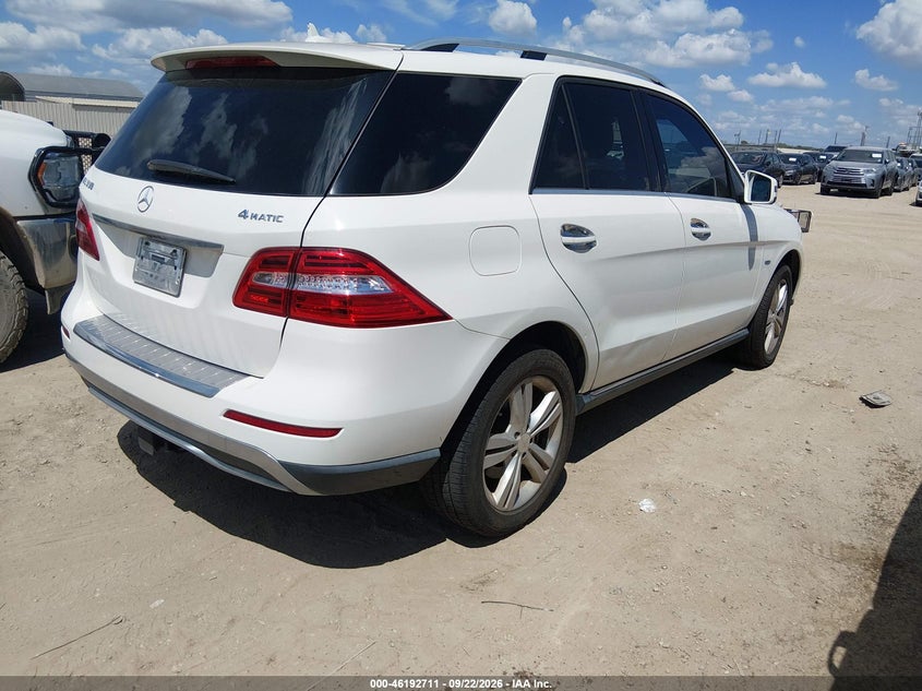 2012 Mercedes-benz M-klasse VIN 4JGDA5HB6CA054799 IAAI salvage auction — NORMAL WEAR, Original (Texas), sold $3,575 on 2026-10-05 (photo 4)
