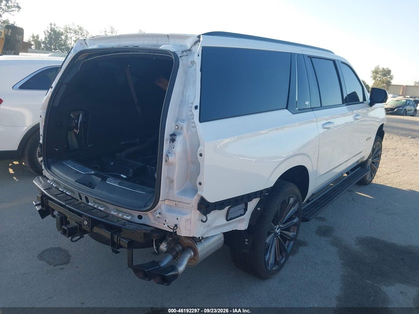 2025 Cadillac Escalade VIN 1GYS9SR91SR392040 IAAI salvage auction — THEFT, Salvage Title, sold $23,550 on 2026-10-14 (photo 4)