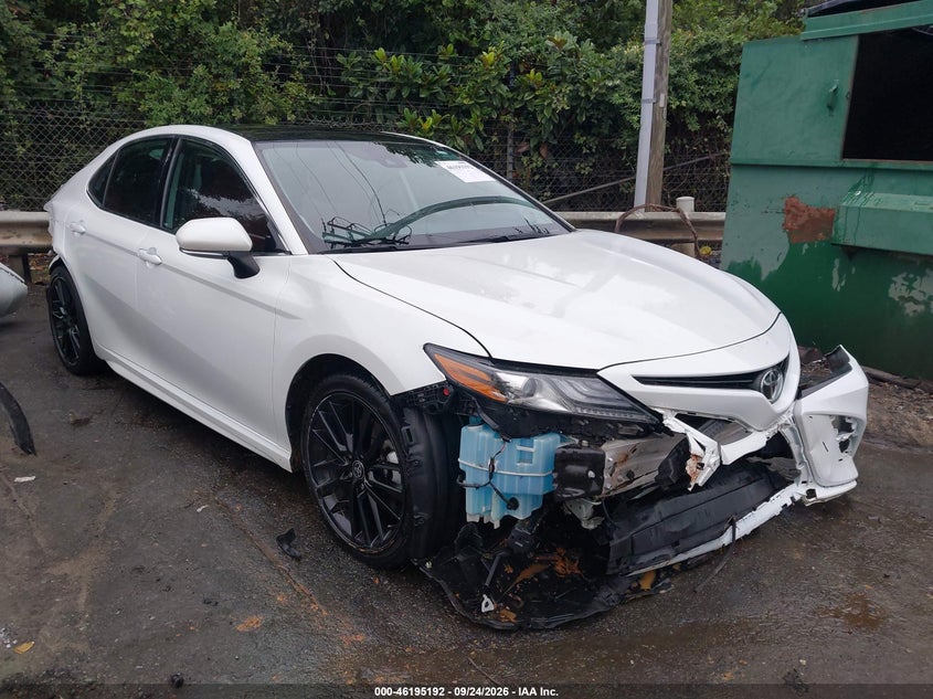 2022 Toyota Camry VIN 4T1K61AK7NU010064 — IAAI salvage auction photo