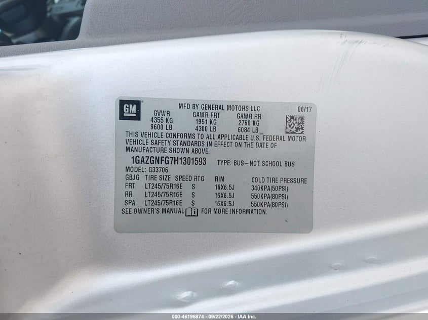 2017 Chevrolet Express 3500 VIN 1GAZGNFG7H1301593 IAAI salvage auction — NORMAL WEAR, Sf97 (Hawaii), sold $8,600 on 2026-10-06 (photo 9)