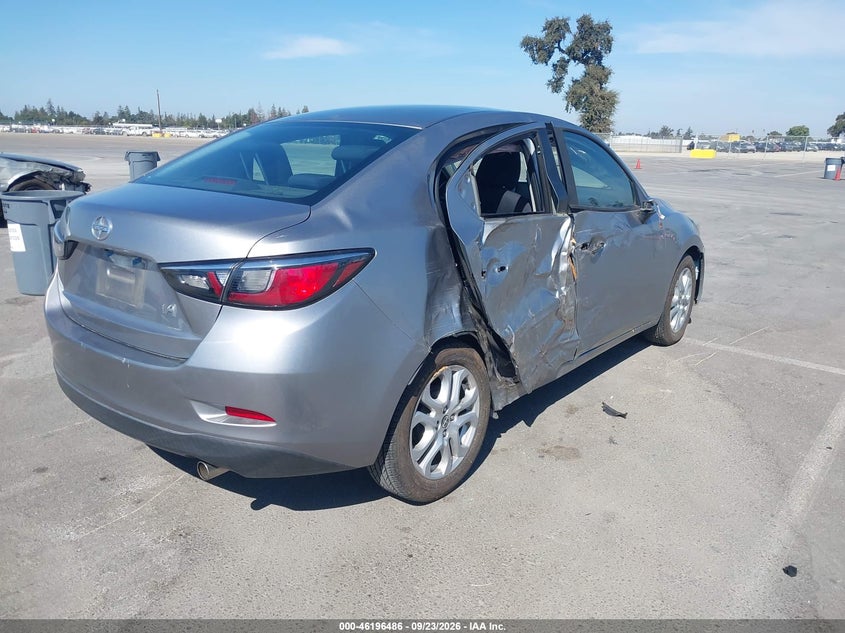 2016 Scion Ia VIN 3MYDLBZV7GY142012 IAAI salvage auction — RIGHT SIDE, Salvage Title, sold $0 on 2026-10-02 (photo 4)