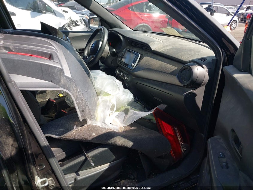 2019 Nissan Kicks VIN 3N1CP5CU4KL506816 IAAI salvage auction — REAR END, Salvage Certificate (California), sold $2,700 on 2026-10-04 (photo 5)