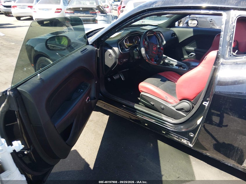 2019 Dodge Challenger VIN 2C3CDZFJ7KH607134 IAAI salvage auction — REAR END, Wait Title, sold $18,125 on 2026-10-09 (photo 5)