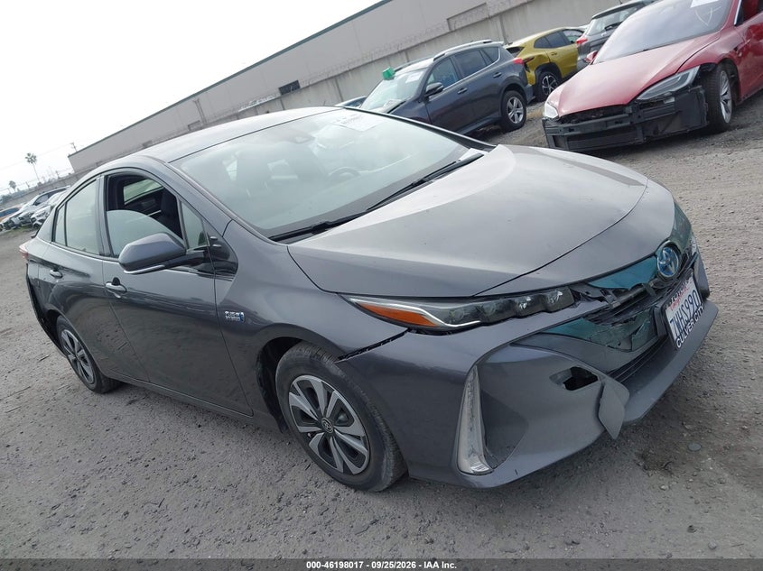 2017 Toyota Prius VIN JTDKARFP0H3005689 — IAAI salvage auction photo