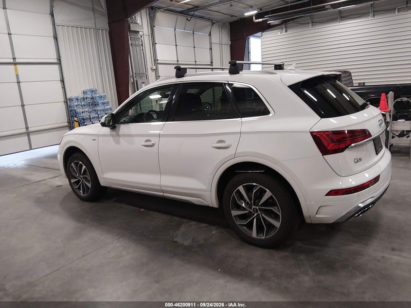 2024 Audi Q5 VIN WA1EAAFY4R2070344 IAAI salvage auction — NORMAL WEAR, Salvage Title, sold $25 on 2026-10-05 (photo 3)