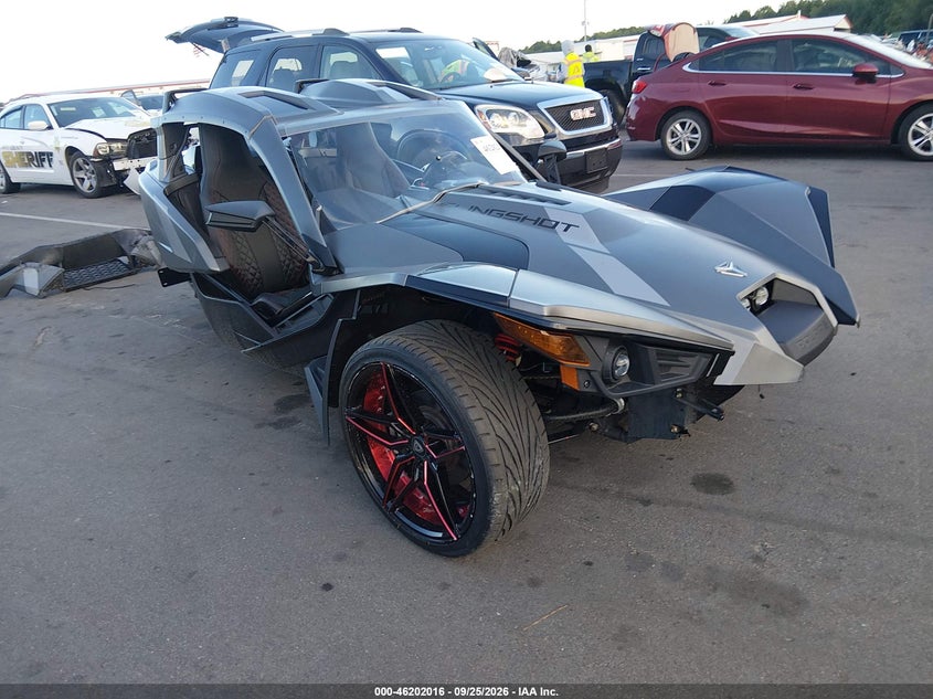 2018 Polaris Slingshot VIN 57XAAPFA2J8130155 IAAI salvage auction — FRONT END, Wait Title, sold $3,600 on 2026-10-22 (photo 1)