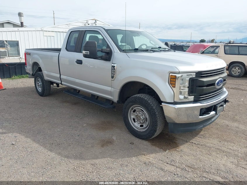 2018 Ford F-250 VIN 1FT7X2B6XJEC83969 — IAAI salvage auction photo