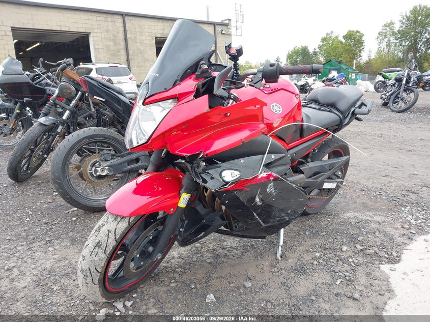 2015 Yamaha fz VIN JYARJ18E5FA013772 IAAI salvage auction — Left & Right Side, Salvage, sold $950 on 2026-10-14 (photo 2)