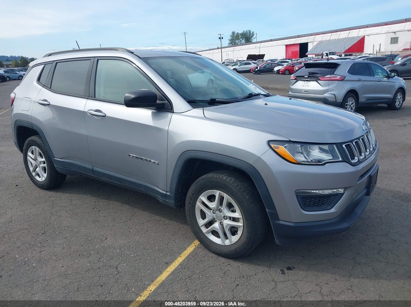 2018 Jeep Compass VIN 3C4NJDAB7JT392294 — IAAI salvage auction photo