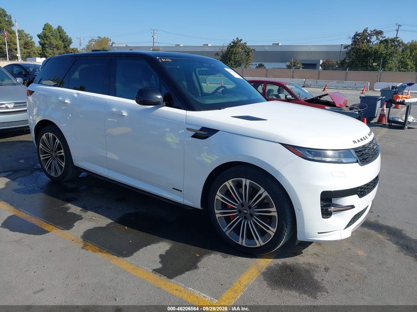 2024 Land Rover Range Rover Sport VIN SAL119F48RA403269 — IAAI salvage auction photo