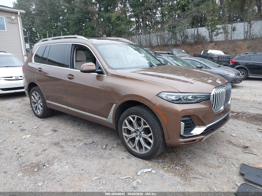 2019 BMW X7 VIN 5UXCW2C55KLB43866 — IAAI salvage auction photo