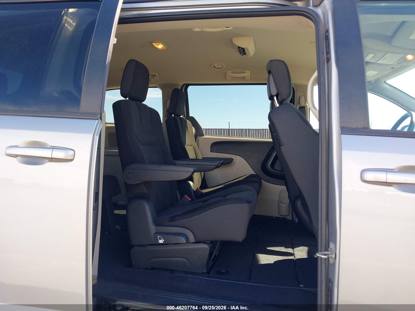 2018 Dodge Caravan VIN 2C4RDGBG0JR288737 IAAI salvage auction — NORMAL WEAR, SF97 (California), sold $12,150 on 2026-10-08 (photo 8)